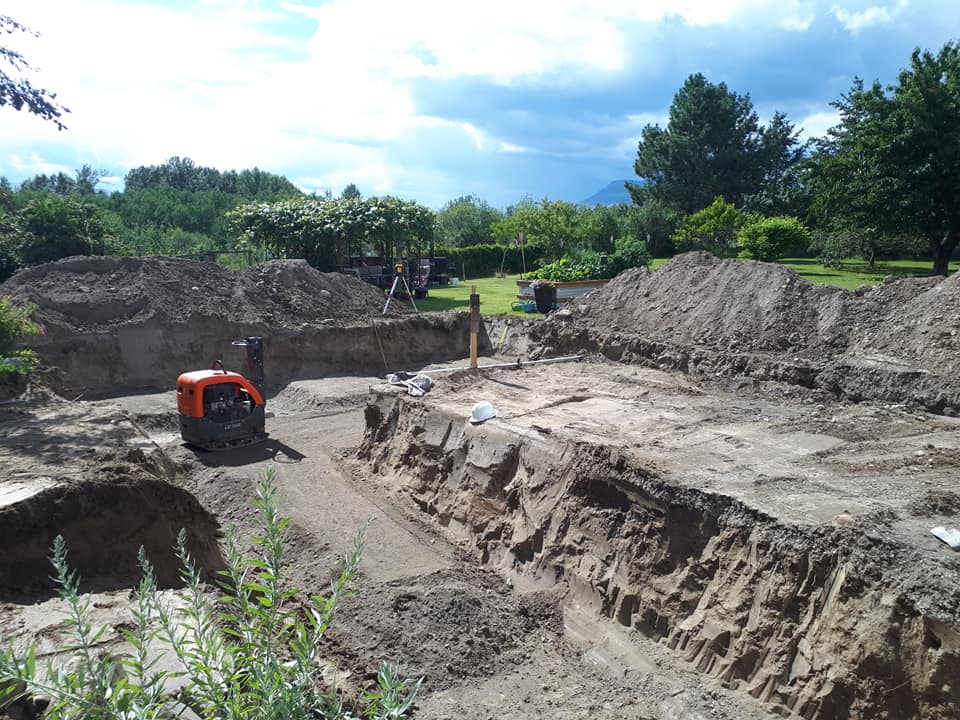 We help excavation for grading in Kamloops